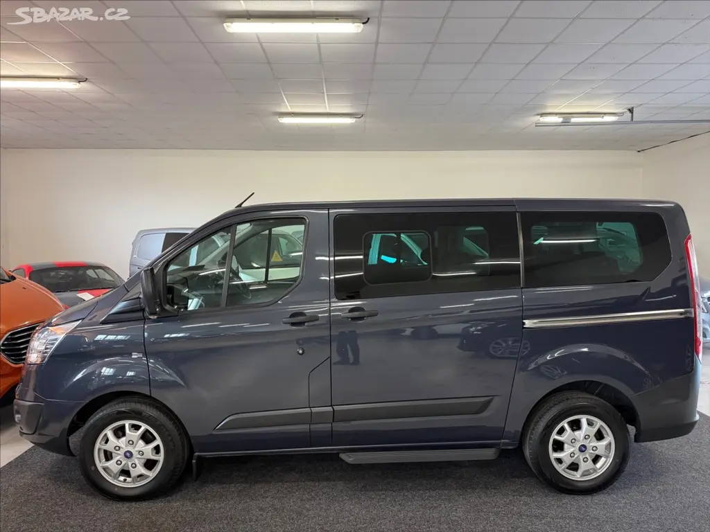 Ford Tourneo Custom, 2,2 Trend,92kW,nové pneu - fotka 3