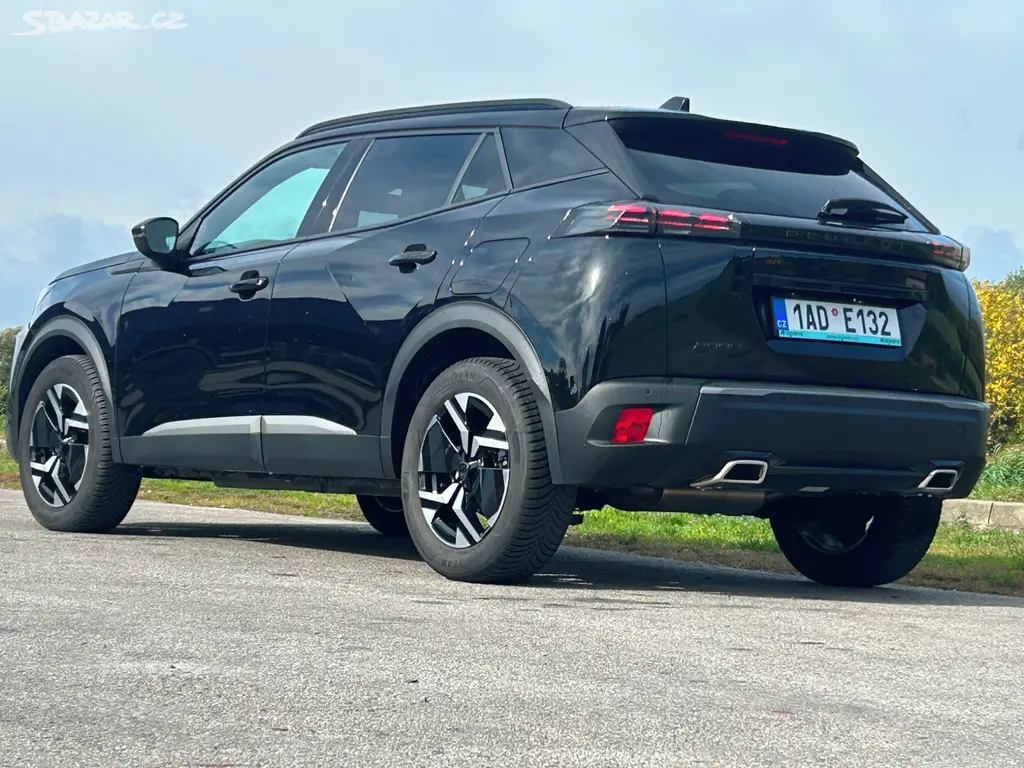 Peugeot 2008 1.2PT 96kw aut/8 ALLURE ČR 1m 28500km - fotka 5