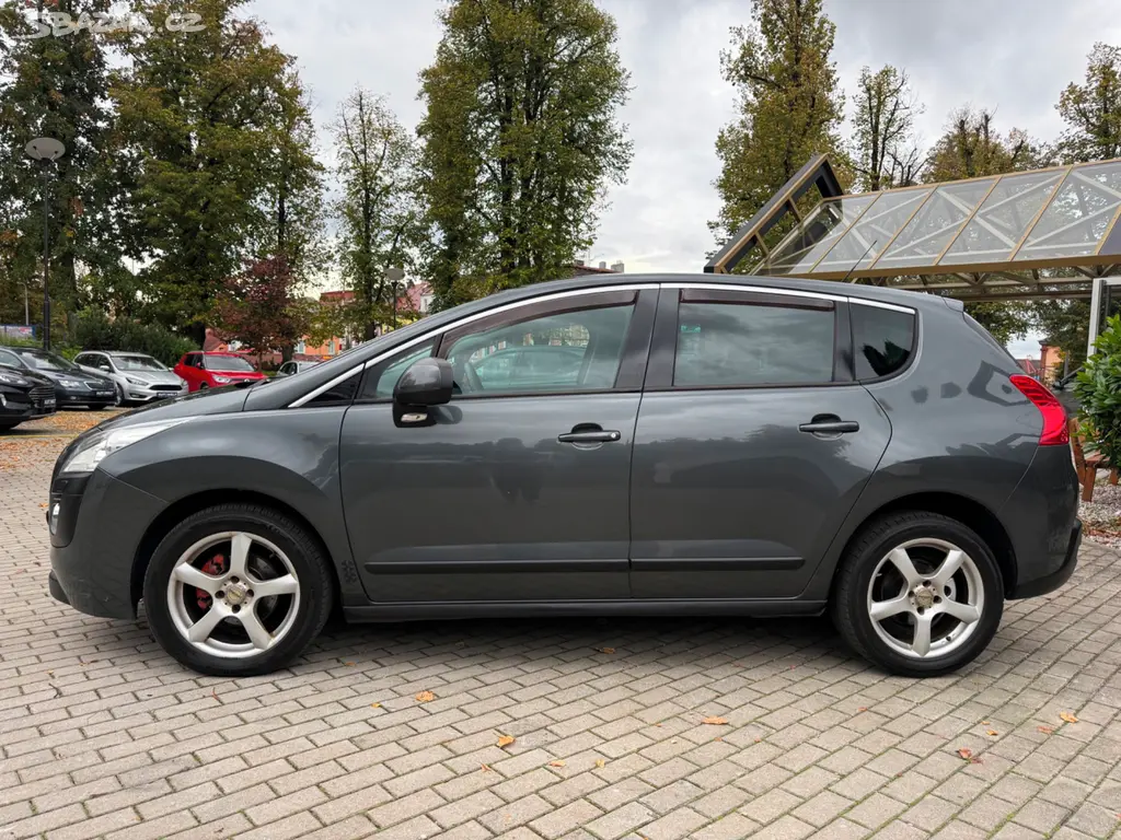 Peugeot 3008 1.6 HDi 80kW / TAŽNÉ / VÝHŘEV / 2010 - fotka 4