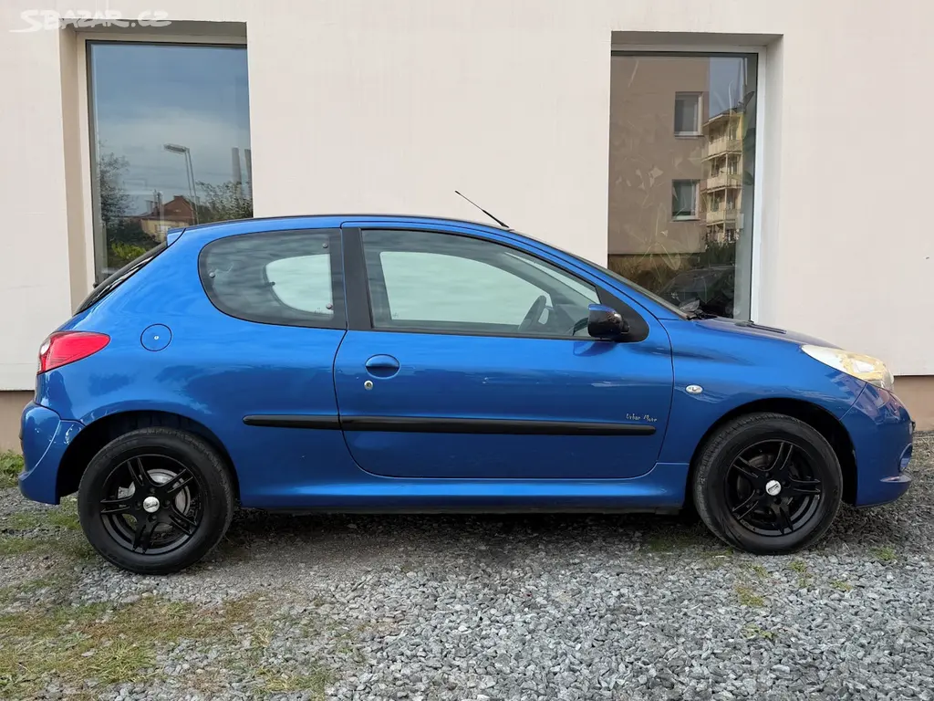 Peugeot 206, 1.1 44kW, klima - fotka 6
