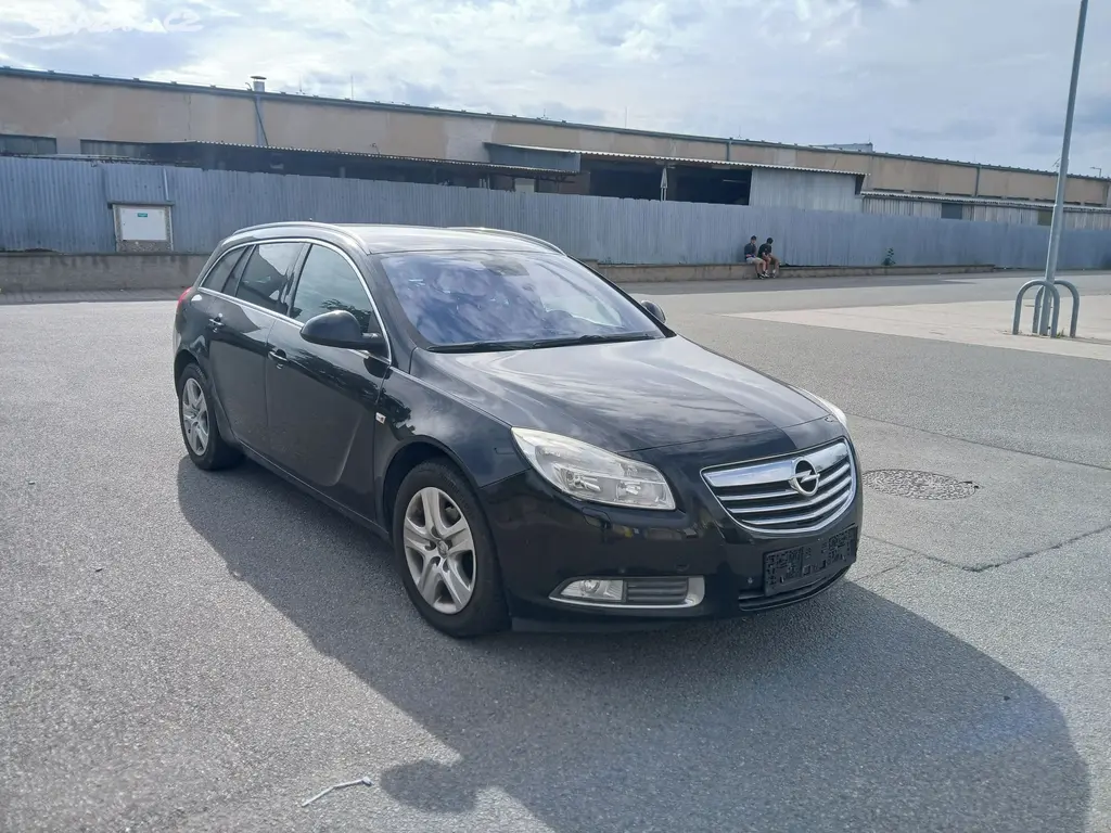 Opel Insignia 2.0 CDTi, 96kW,manual,Nová Česká STK