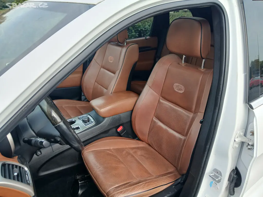Jeep Grand Cherokee 3.0 CRD 4x4 NAVI kůže - fotka 6