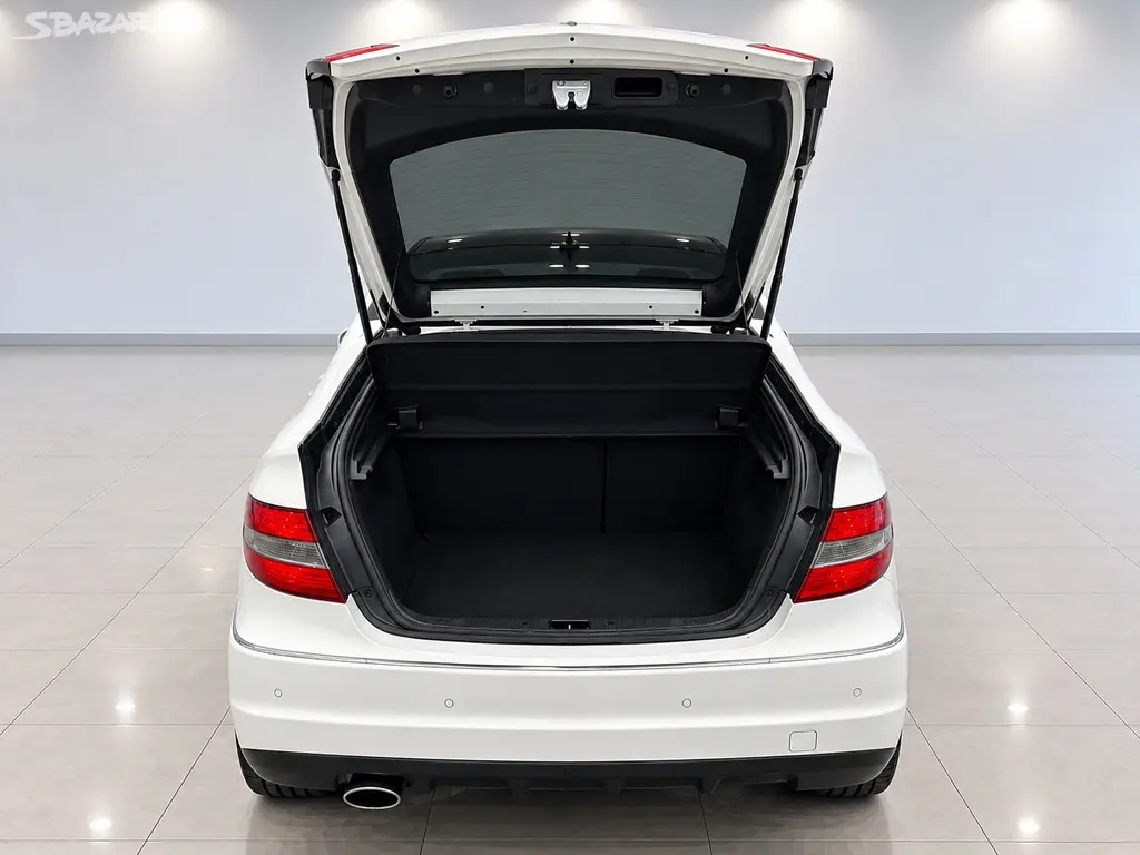 Mercedes-Benz CLC, 1.6 95kW | 140 690 km | SERVIS - fotka 6