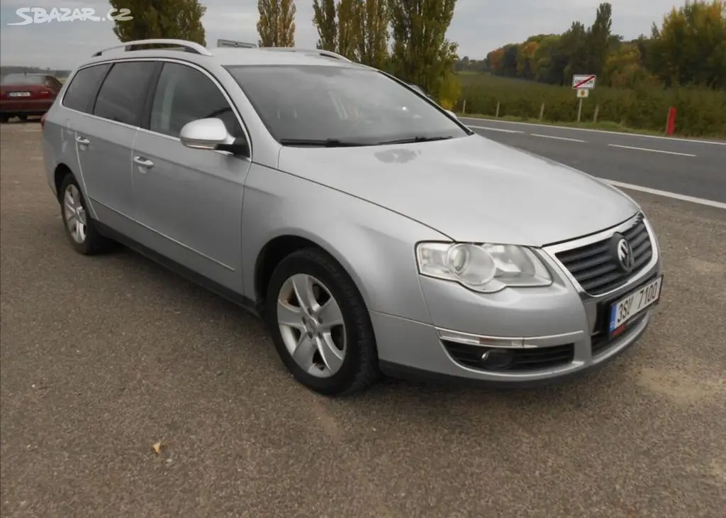 Volkswagen Passat 2,0 TDI 103 kW Historie nafta1 - fotka 5