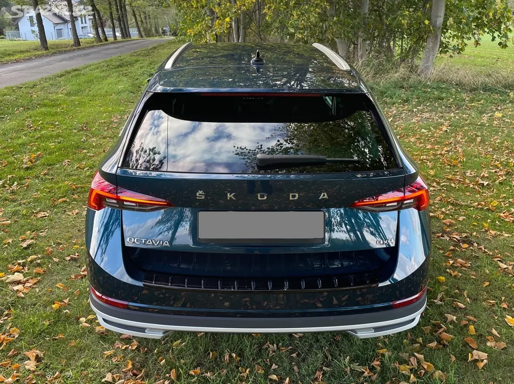 Škoda Octavia Scout 4x4 2.0 TDI 147 kW Matrix LED - fotka 3