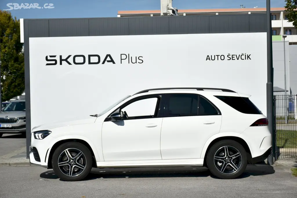 Mercedes-Benz GLE, 300d - fotka 3