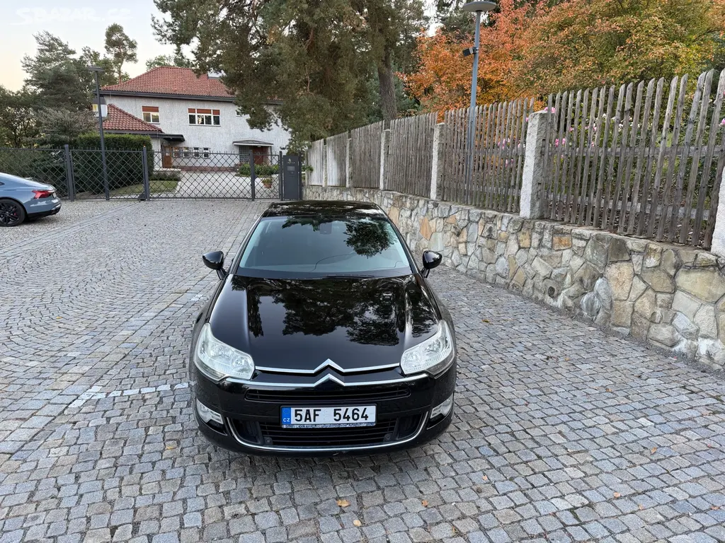 Citroën C5 2.2 HDi 125 kW r.v. 2009, STK 12/2027 - fotka 2