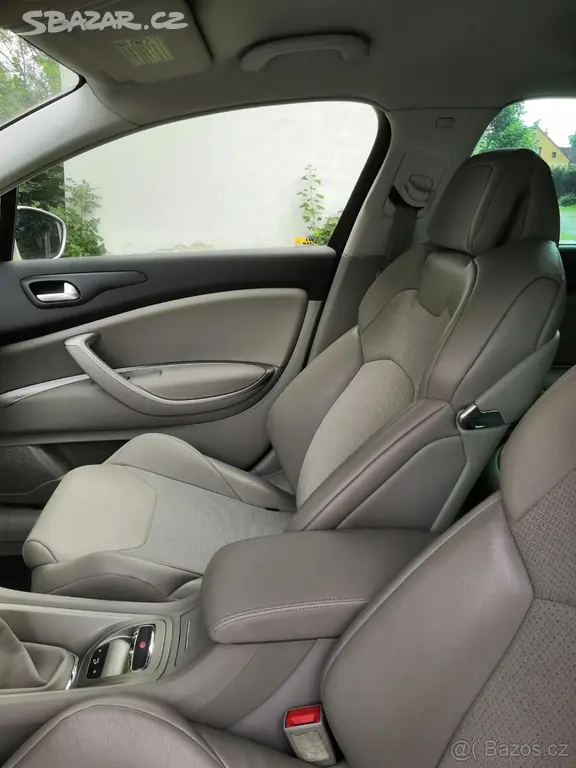 Citroën C5 2,0 HDi 120 kW Exclusive - fotka 3