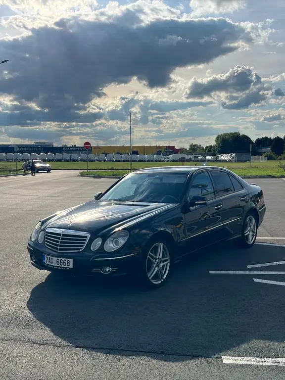 Mercedes E-class - fotka 3