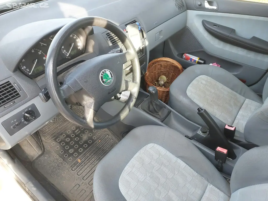 Škoda Fabia 1.4 MPI 44 kW - fotka 5