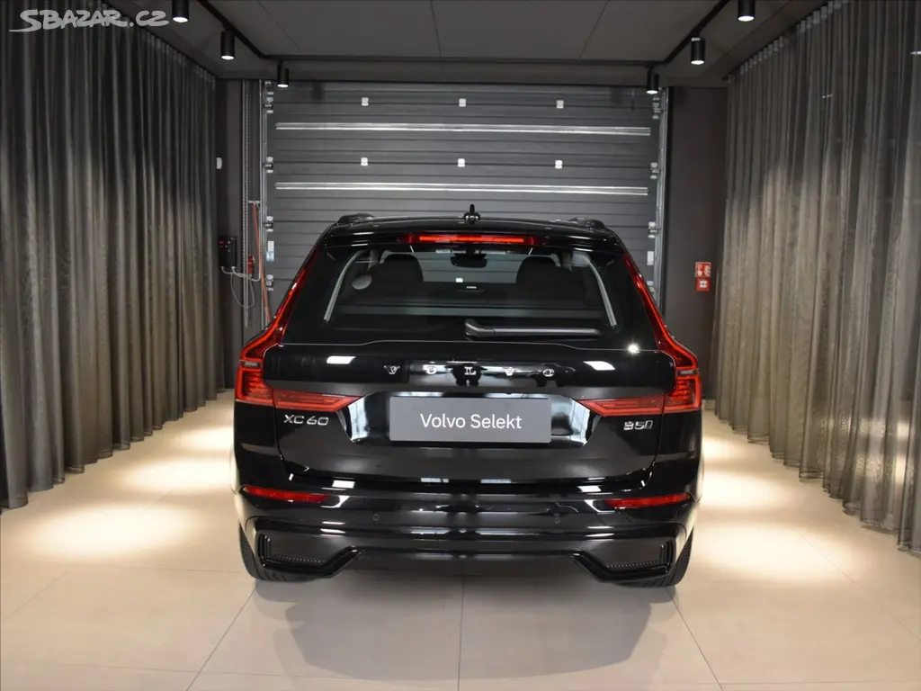 Volvo XC60, 2,0 B5 AWD PLUS Beklíč,BLIS - fotka 5