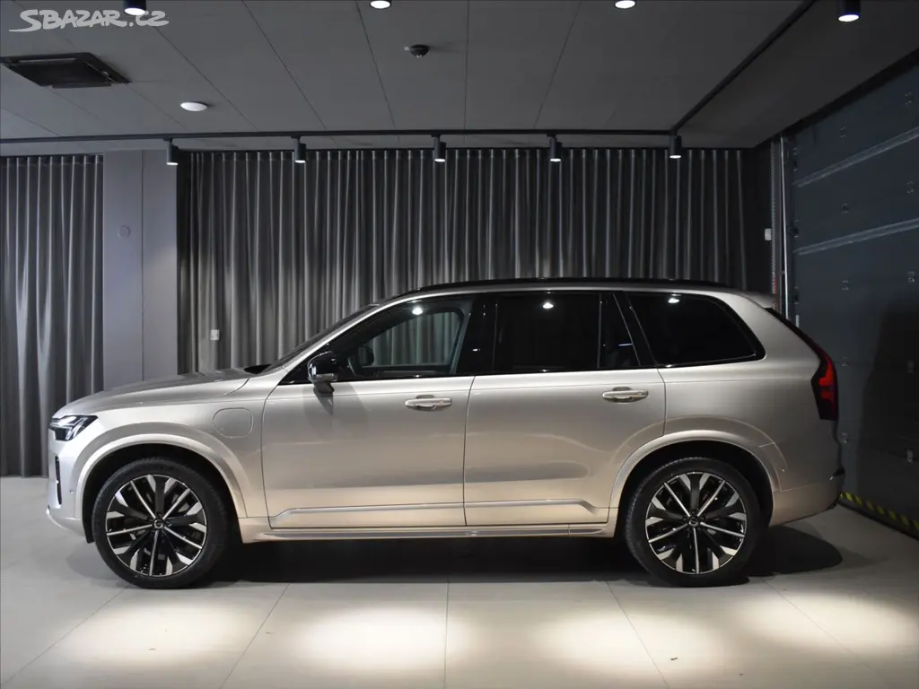 Volvo XC90, 2,0 T8 AWD Ultra Masáže,B&W - fotka 2