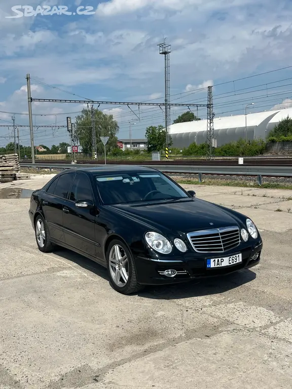 Mercedes W211 - fotka 3