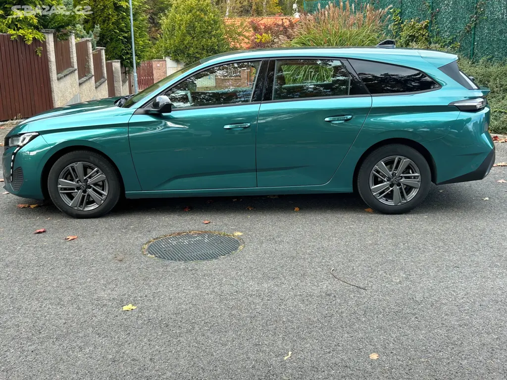 Peugeot 308 SW 1.5bHDi 96kw aut/8 7/2023 ČR 1m DPH - fotka 4