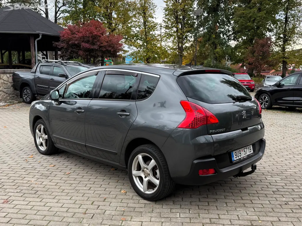 Peugeot 3008 1.6 HDi 80kW / TAŽNÉ / VÝHŘEV / 2010 - fotka 5