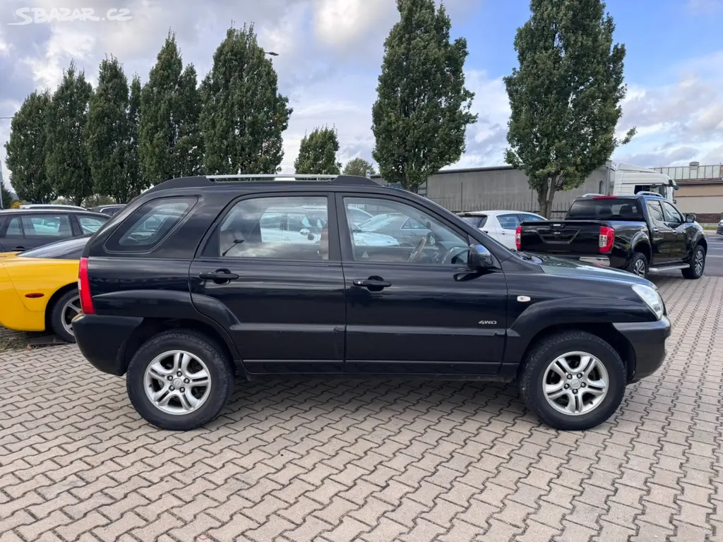 Kia Sportage, 2,7i V6 129 KW AUTOMAT 4X4 - fotka 6
