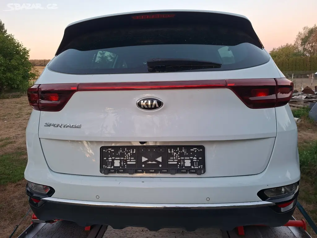 Kia Sportage 1.6 CRdi, 100KW, R.2020. - fotka 5