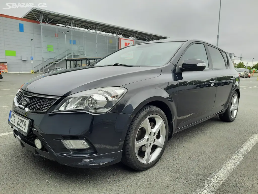 Kia Ceed 1.6 d, 2010 - fotka 3