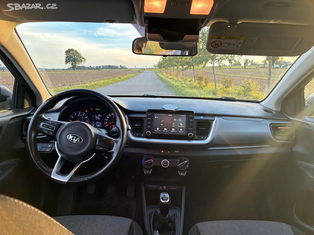 Kia Stonic 1.4 CVVT, 73 Kw, r.v.2018, 115000km - fotka 5