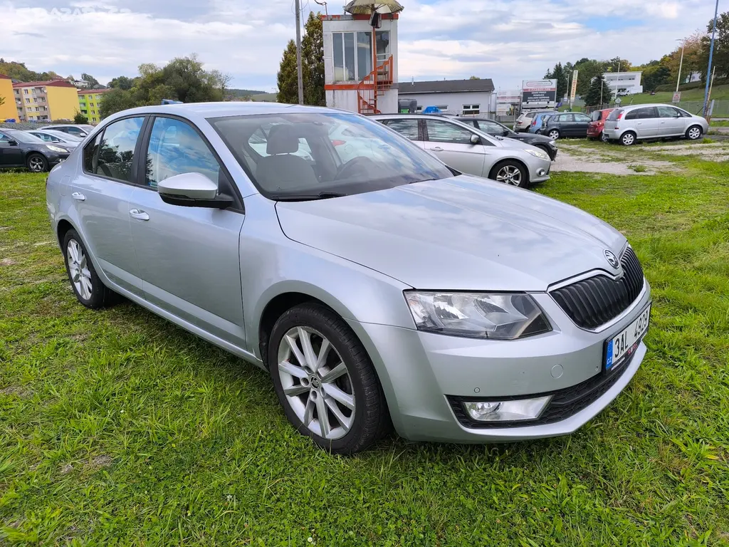 Škoda Octavia III 2,0 TDI, 110 kW, elegance