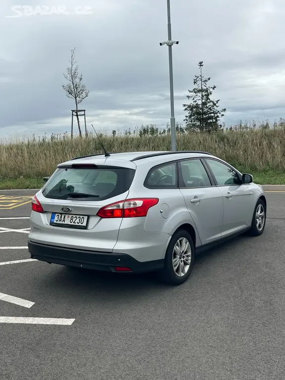 Ford Focus - fotka 6