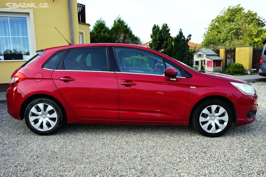 Citroën C4, 1,6 VTI 88 kW - fotka 3