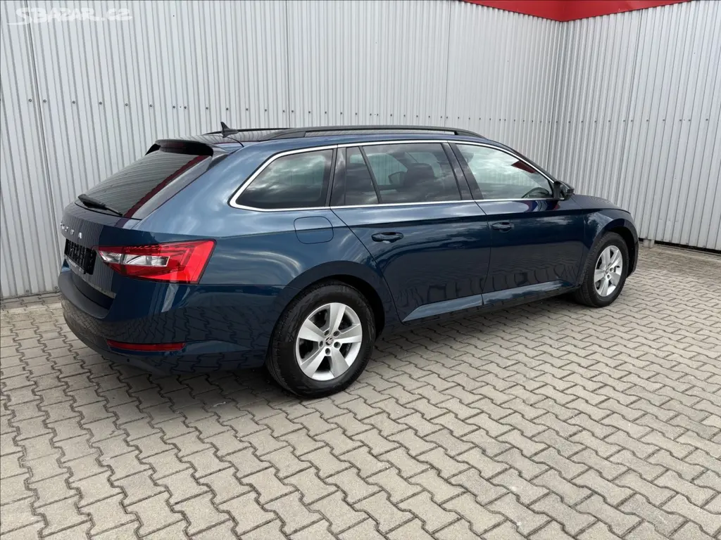 Škoda Superb, III Combi 2.0 TDi Style Navi - fotka 4