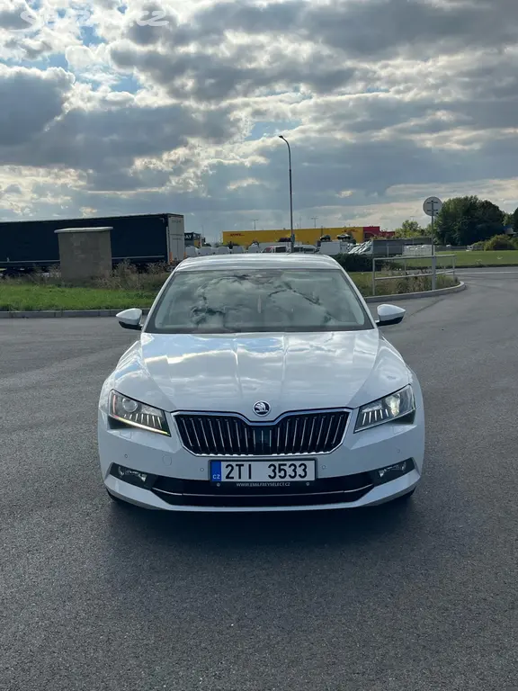 Škoda SuperB L&K 2.0TDI 6st.DSG - fotka 2