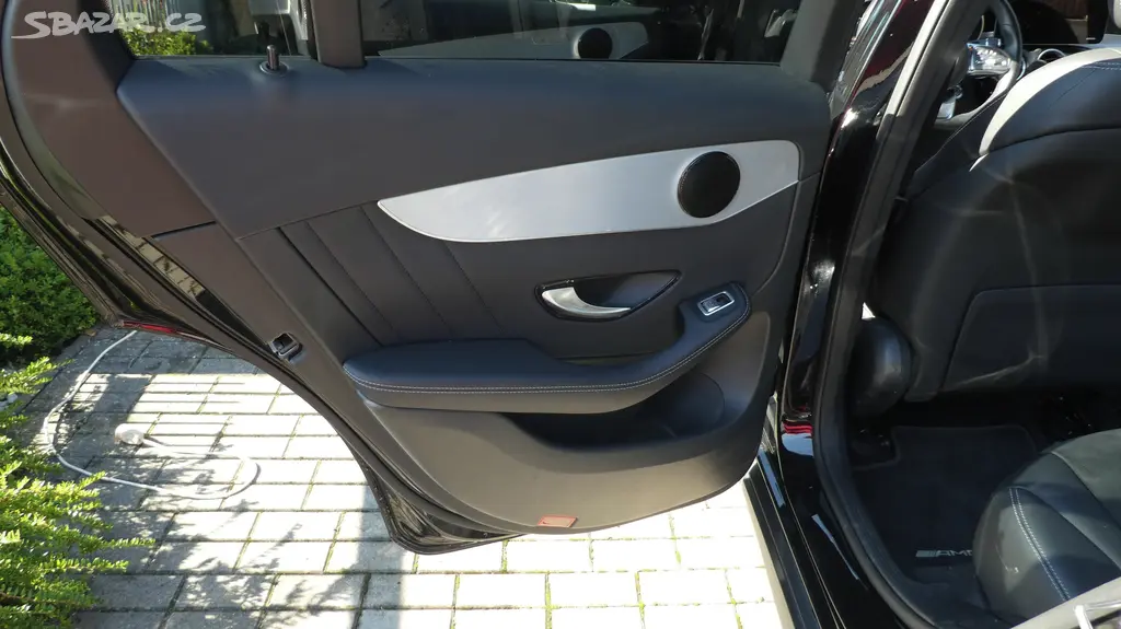 Mercedes-Benz GLC, Coupé najeto 22 411km - fotka 2