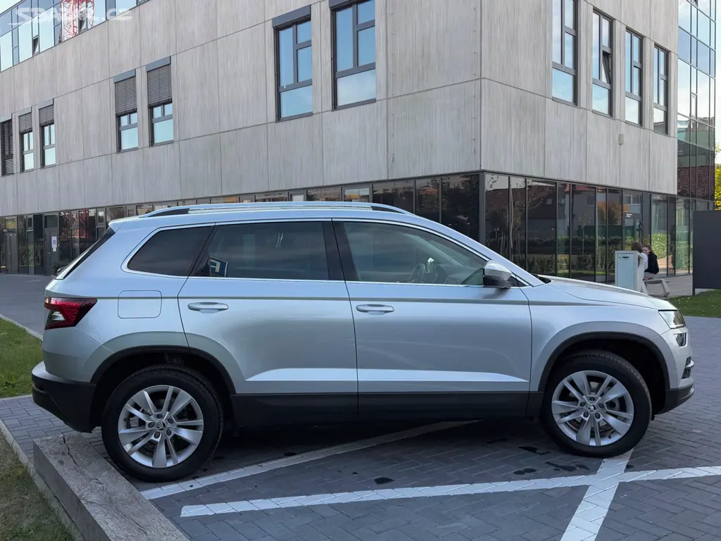 Škoda Karoq 1.5 tsi 110 kW/STYLE/manual - fotka 4