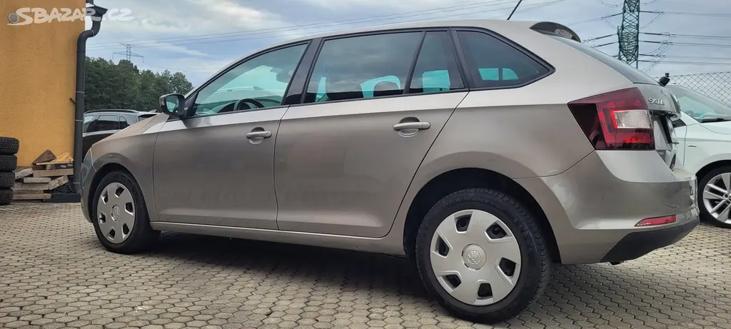 Škoda Rapid 1,0TSi 81kW benzín - fotka 5