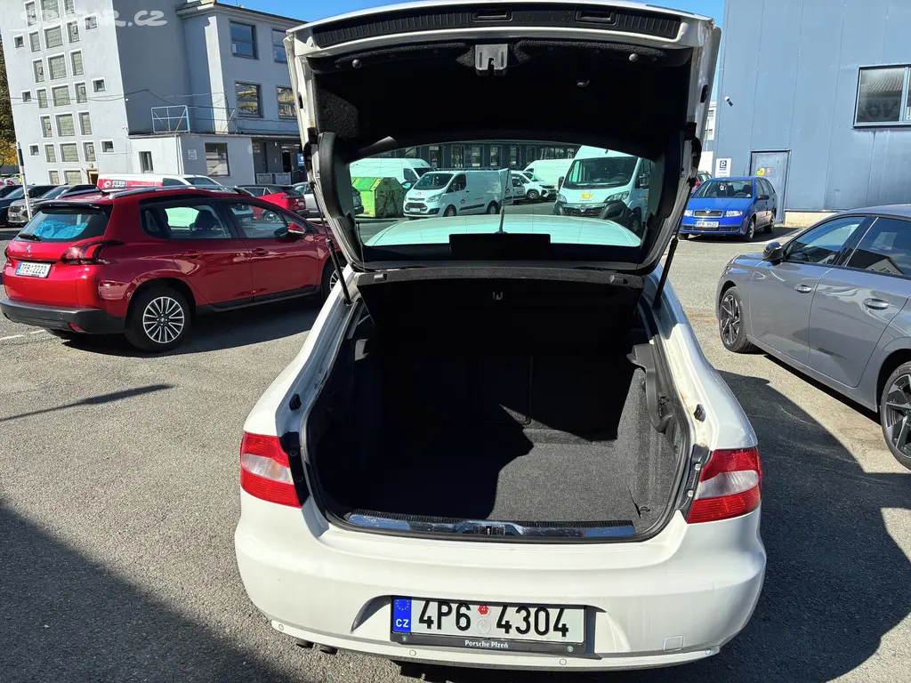 Škoda Superb, 1,9 TDi greenline po STK+serv. - fotka 6