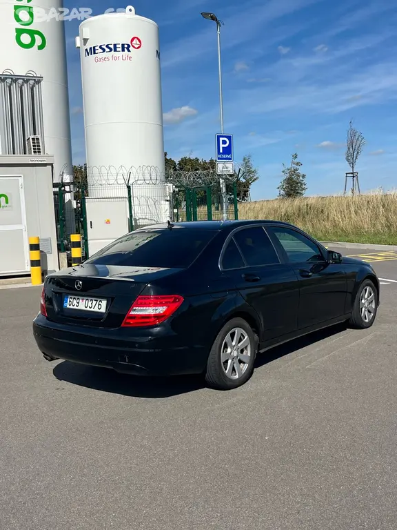 Mercedes W204 - fotka 6