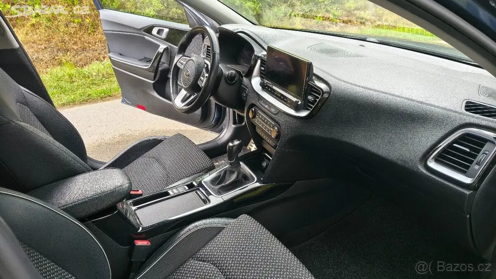 Kia XCeed 1,6 T-GDI Exclusive 2020 150kW - fotka 6