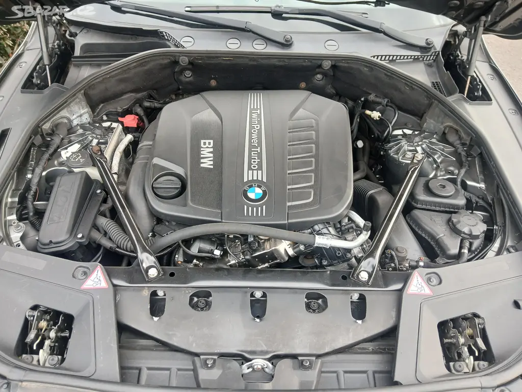 BMW Řada 5 535 GT Xdrive Luxury - fotka 4