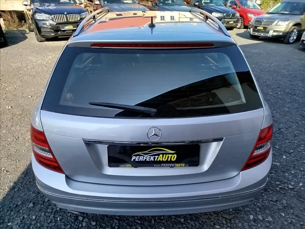 Mercedes-Benz Třídy C, 2,1 220 CDi 125kW, AVANTGARDE - fotka 5