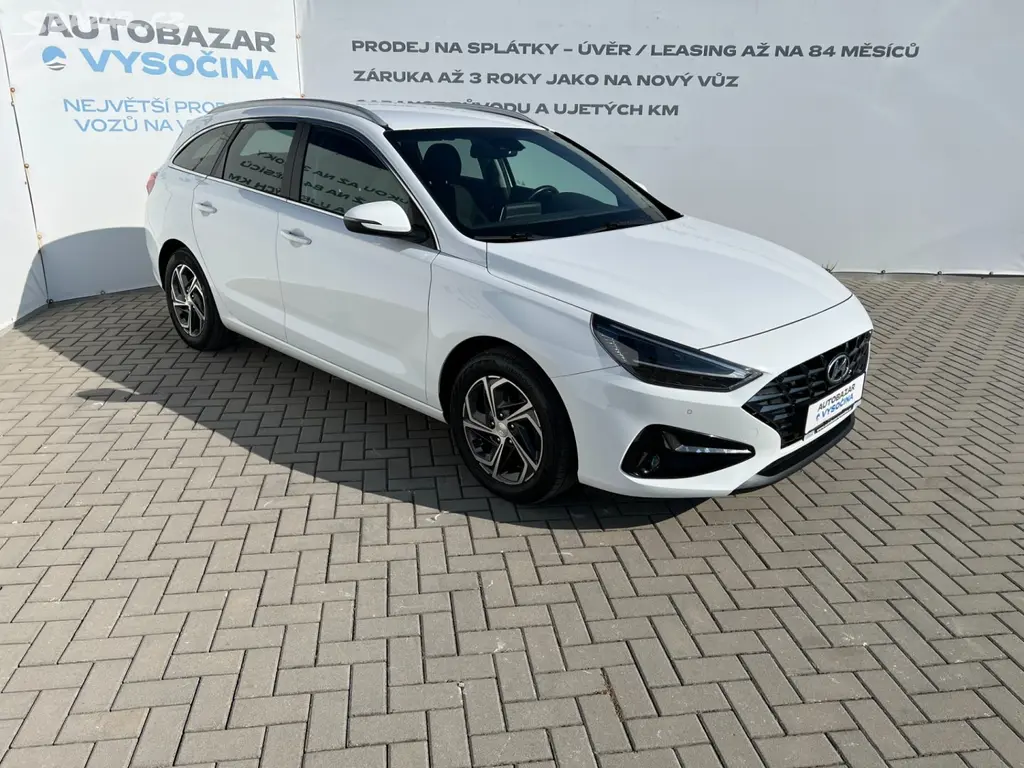 Hyundai i30, Com.1.0T-GDi Smart+! A/T! ČR! - fotka 3