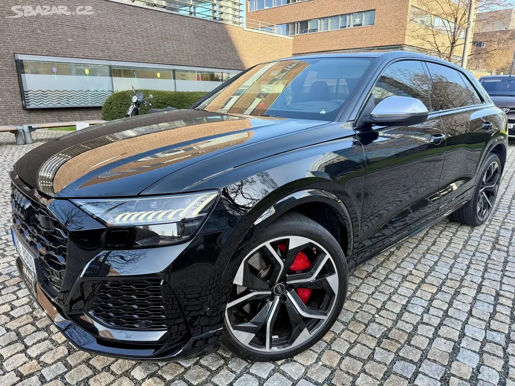 Audi RSQ8 4.0TFSI 441 kW CZ,DPH,Full Výbava,Servis