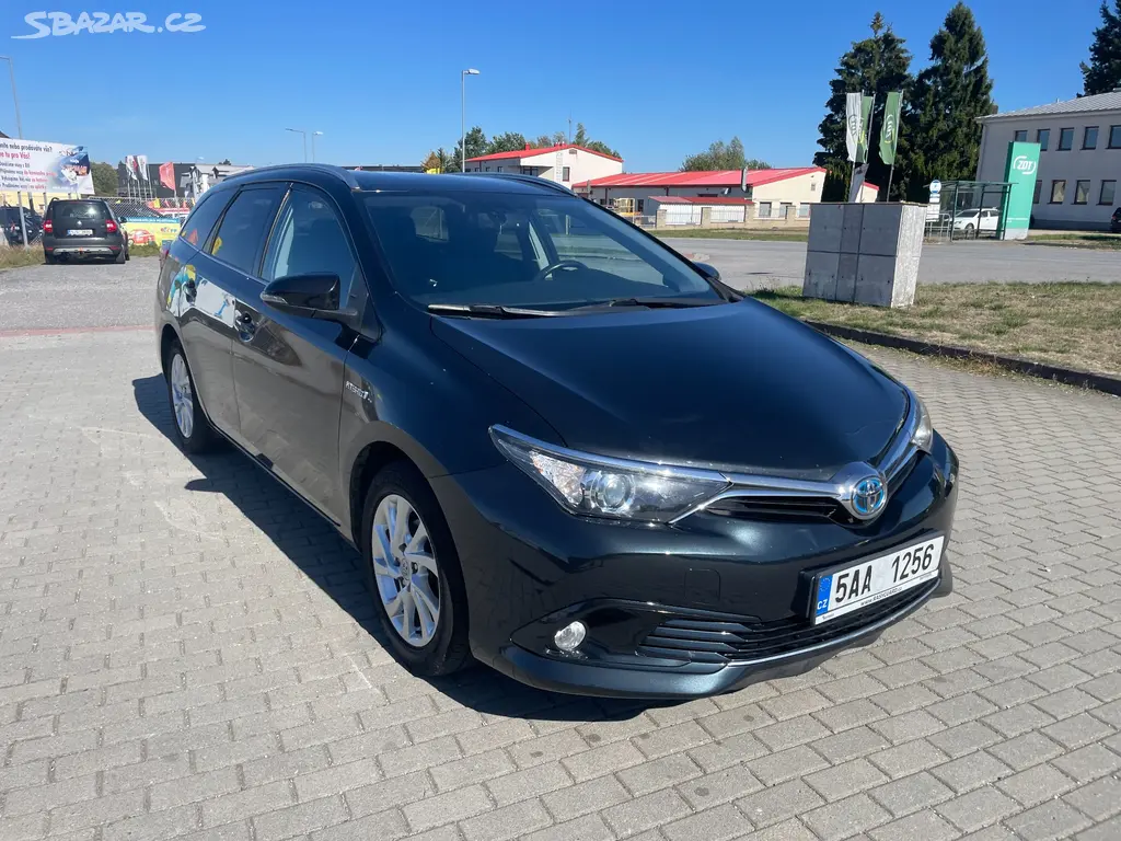 Toyota AURIS 1,8i 73kw Hybrid eCVT bez koroze 2018 - fotka 6