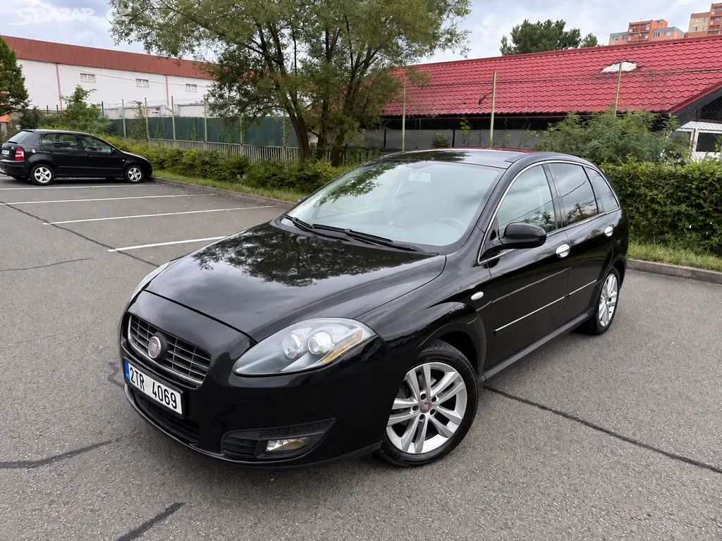 Fiat CROMA 1,9 JTD 110kW - 2010 - Nové STK - 2.maj