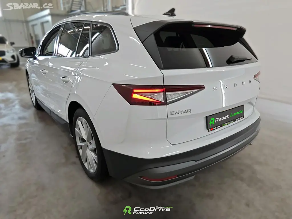 Škoda Enyaq, Kamera | Tažné | Navigace - fotka 3