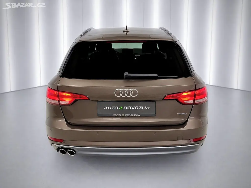 Audi A4, 2.0TDI QUATTRO S-LINE, VIRTUAL - fotka 5