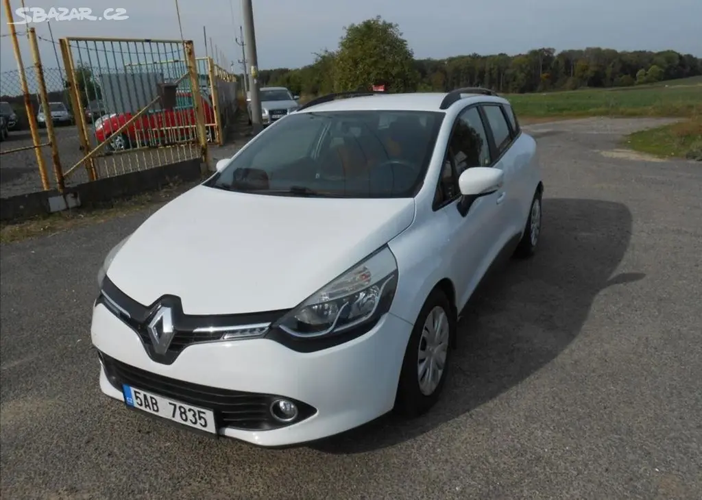 Renault Clio 1,2 54 kW CZ Serviska benzín - fotka 2