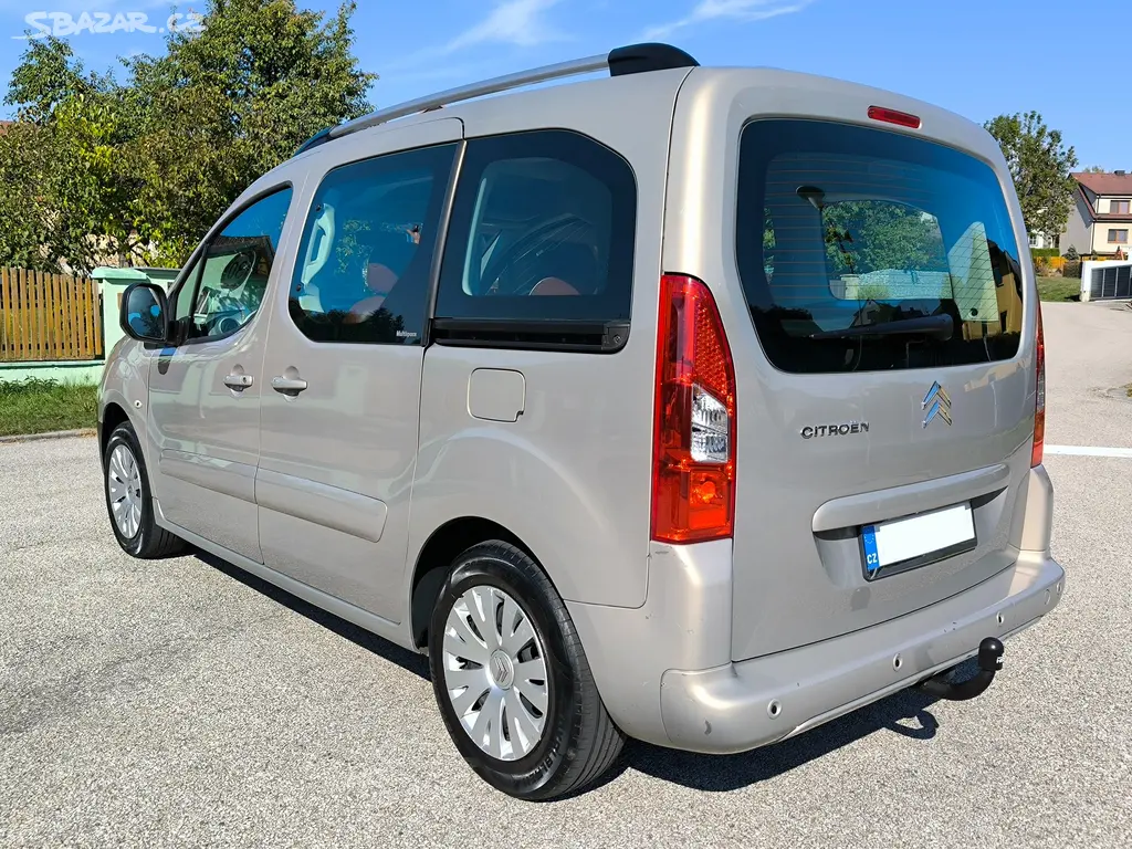 Citroën BERLINGO 1.6 HDI, r.v. 2010, 110000KM - fotka 4