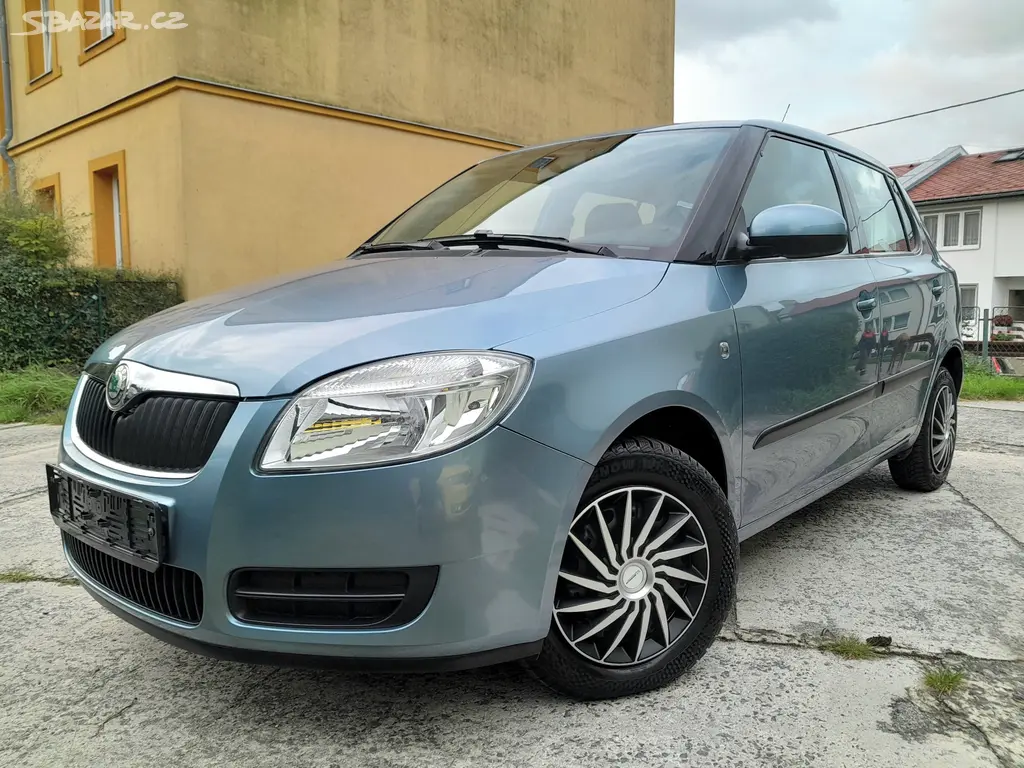 Škoda Fabia II 1.6 16V 77kW naj.146tis. NOVÁ STK - fotka 5