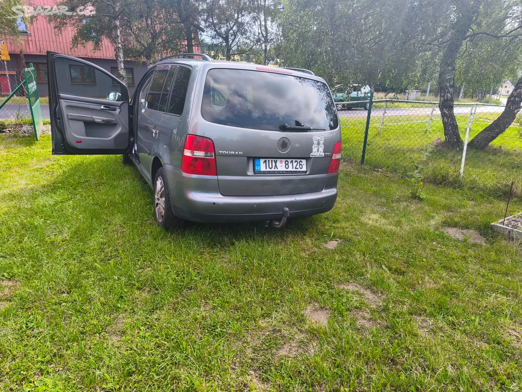 Prodám Volkswagen Touran - fotka 2