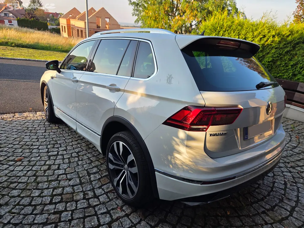 Tiguan, 2.0TSI, 162 kw, Rline, LED, 4x4, DSG, ČR - fotka 5