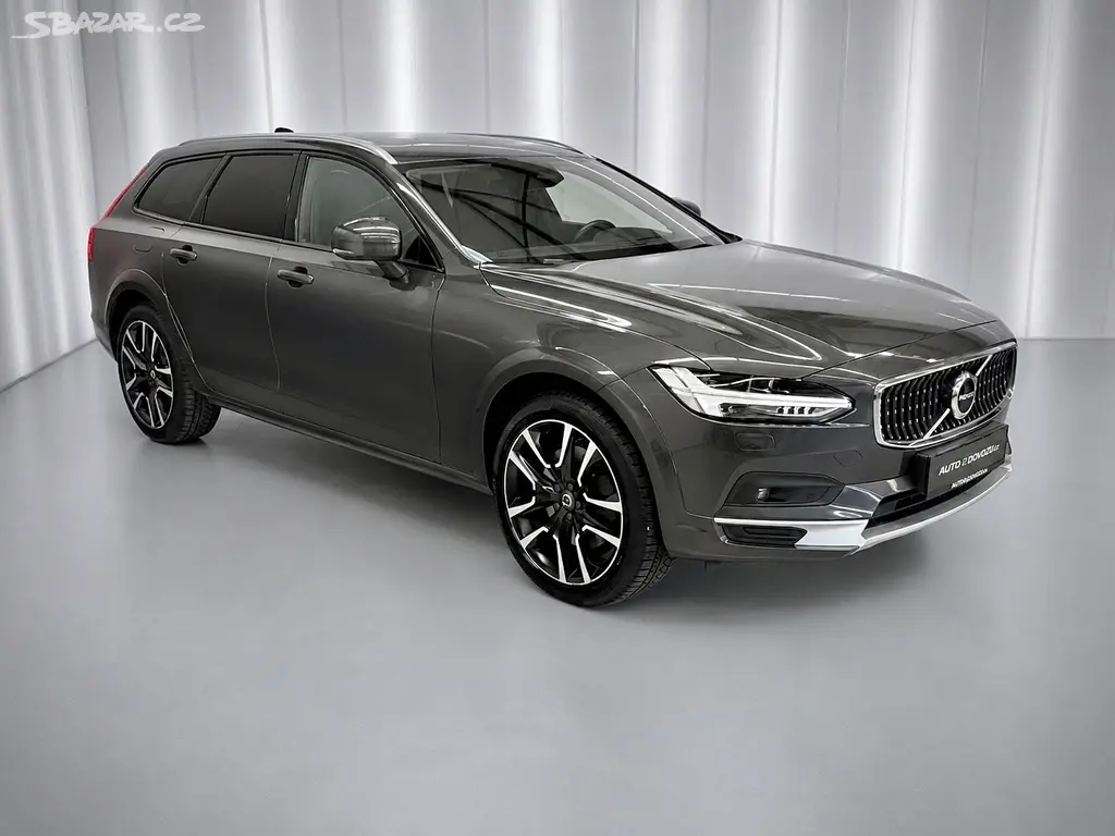 Volvo V90, B4 AWD ADVANCED, H&K, PANO - fotka 3