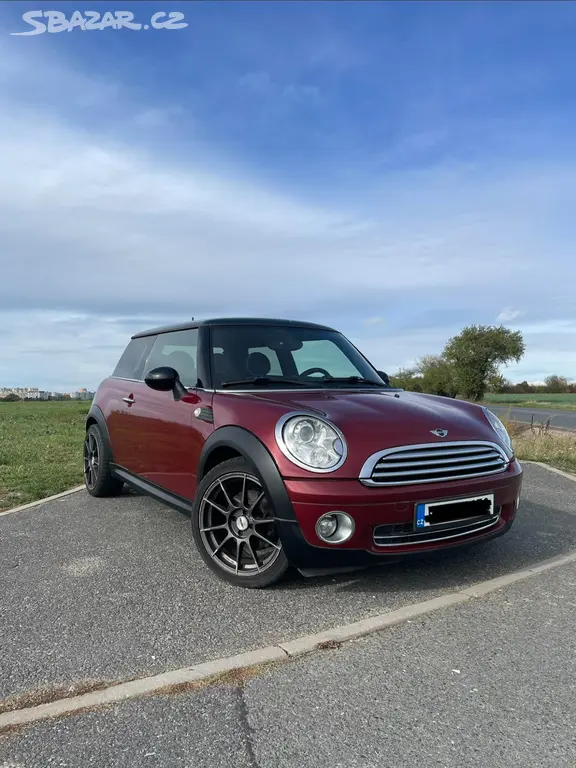 Mini Cooper 1.6i (88 kW) | 124 tis. km