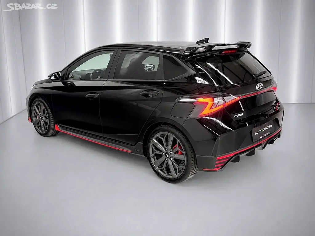 Hyundai i20, N 1.6 T-GDI PHANTOM BLACK, LED - fotka 4
